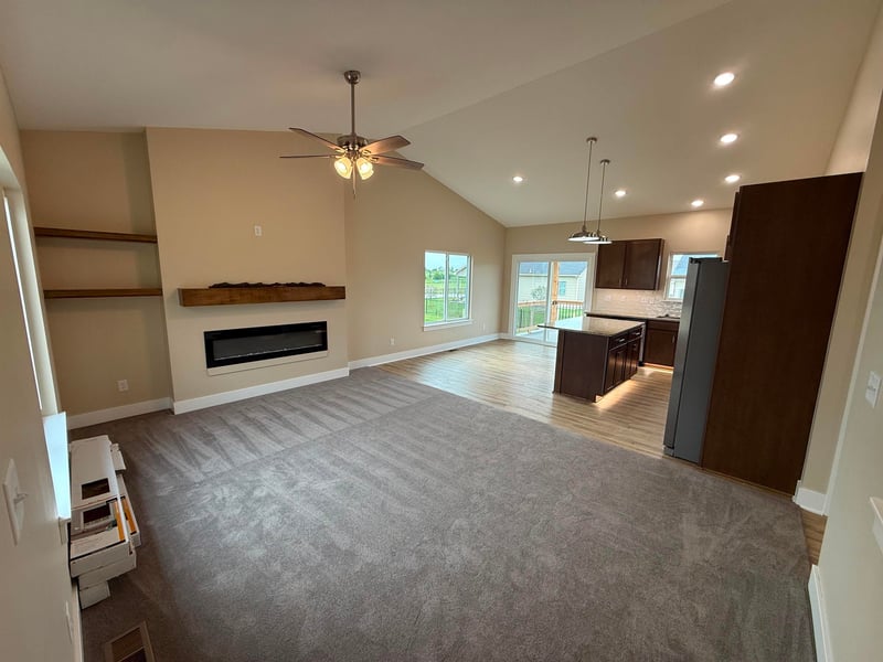 5031 N Toben Ct, Bel Aire, KS 67226