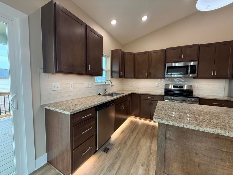 5031 N Toben Ct, Bel Aire, KS 67226