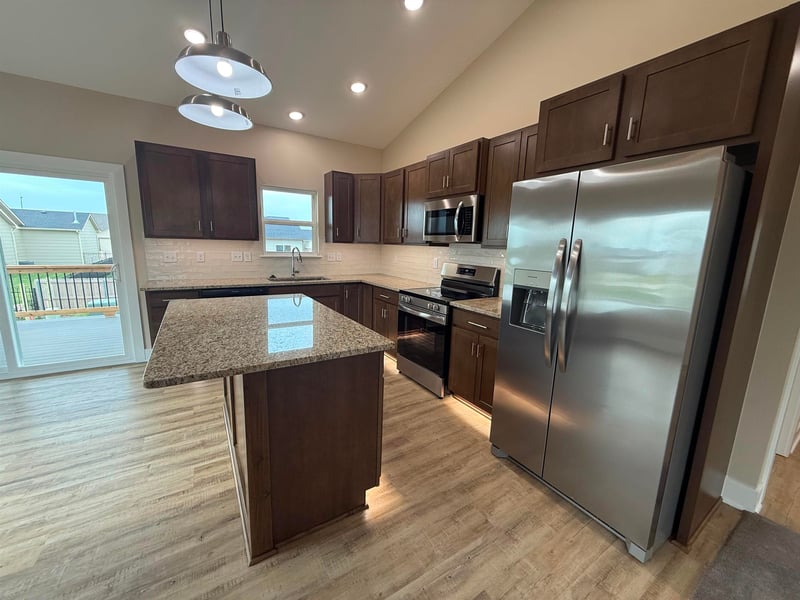 5031 N Toben Ct, Bel Aire, KS 67226