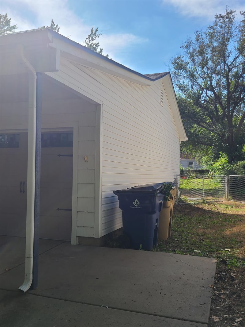1035 Georgie , Derby, KS 67037