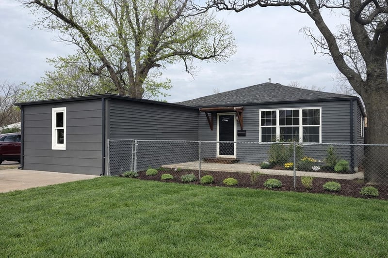 428 Meridian Ave, Wichita, KS 67203