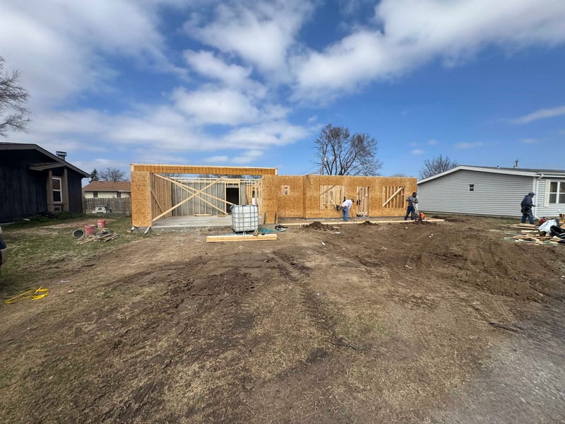 434 Saturn Ave, Salina, KS 67401