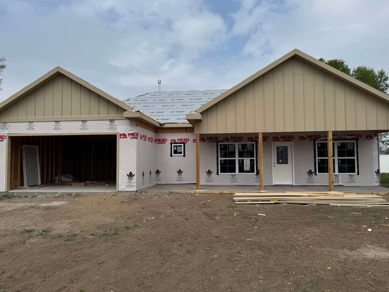 434 Saturn Ave, Salina, KS 67401