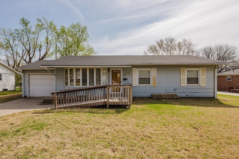 1112 N Acadia, Wichita, KS 67212