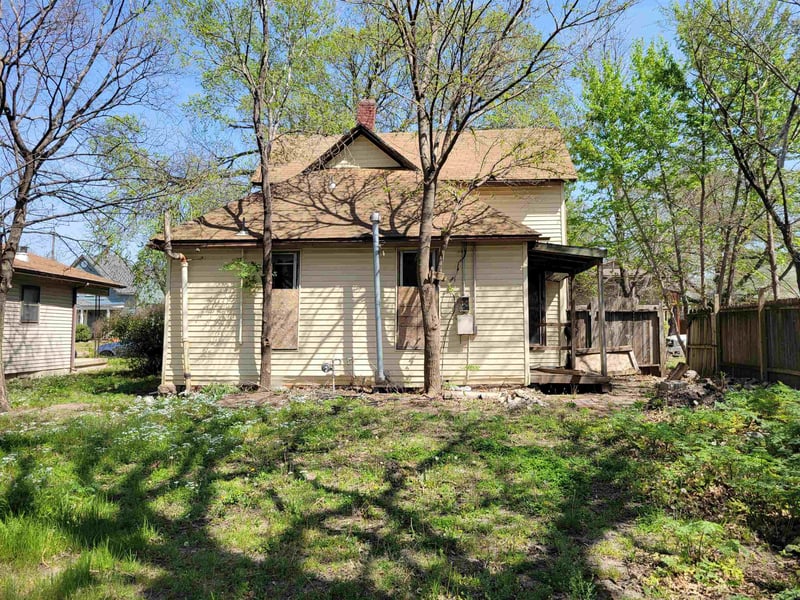 612 C St, Wellington, KS 67152
