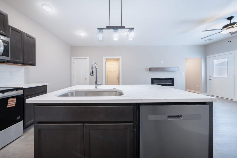 16804 Lawson , Goddard, KS 67052
