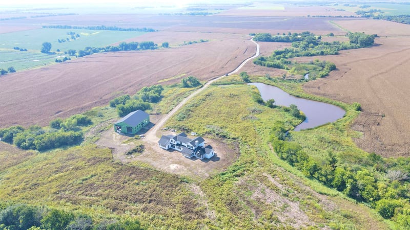 11682 NW 160th St, Newton, KS 67114
