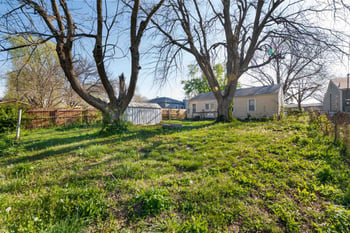 2331 S Dellrose Ave, Wichita, KS 67218
