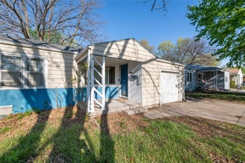2331 S Dellrose Ave, Wichita, KS 67218