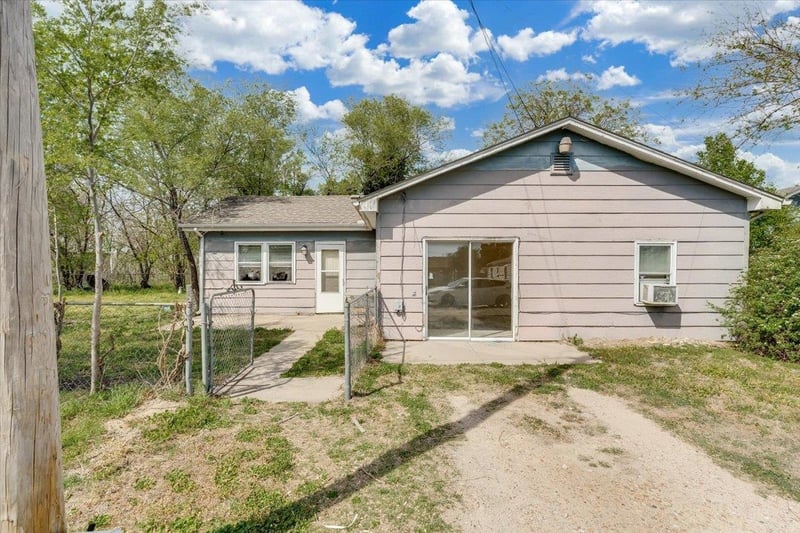 535 N Boyd St, Wichita, KS 67212