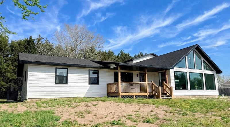 5 Dan Dr, Marion, KS 66861
