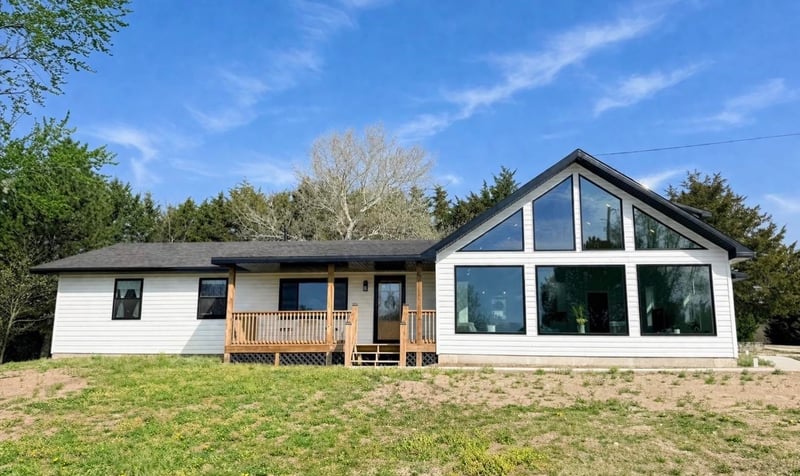5 Dan Dr, Marion, KS 66861