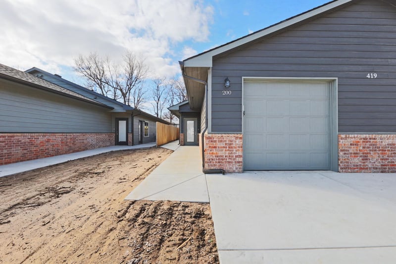 423 All Halllows Unit 200, Wichita, KS 67213