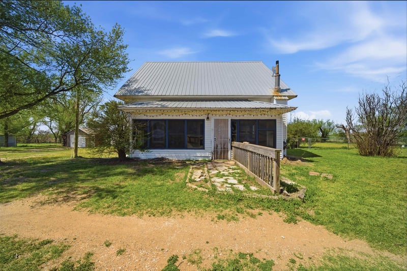 13037 SE 140th Ave, Norwich, KS 67118