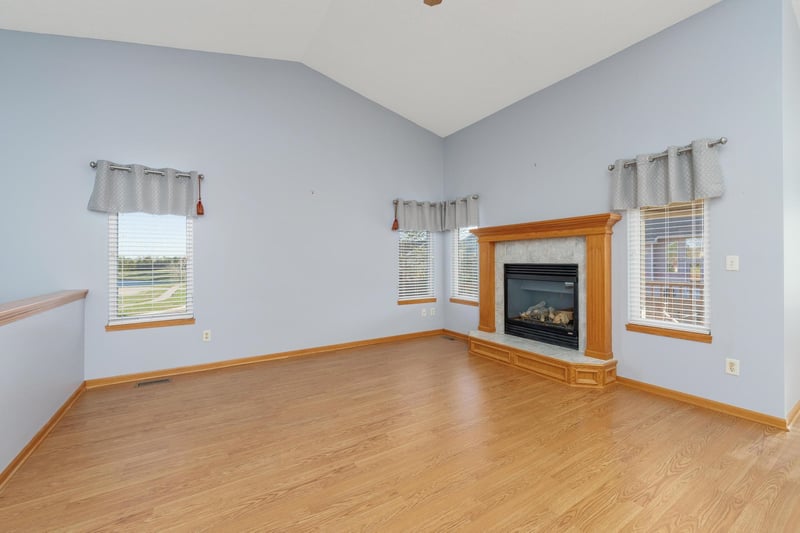 118 N Castle Rock St, Wichita, KS 67230