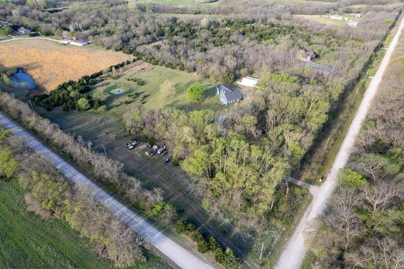14036 SW 230th St, Douglass, KS 67039