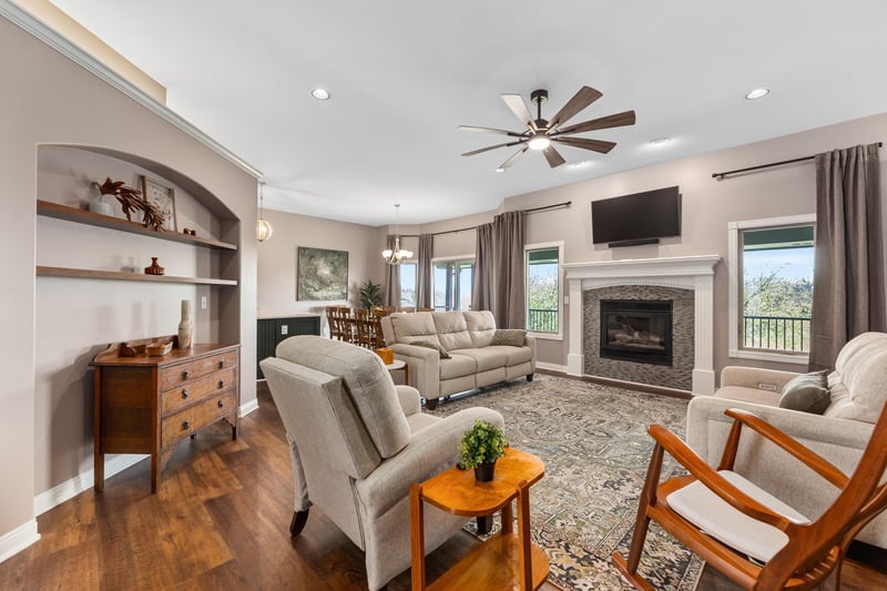 500 N Fiddlers Creek St, Valley Center, KS 67147