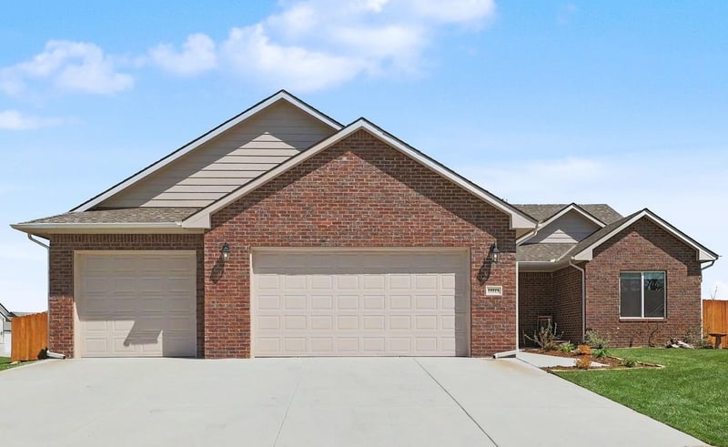15513 E Hazel Nut Ct, Wichita, KS 67230