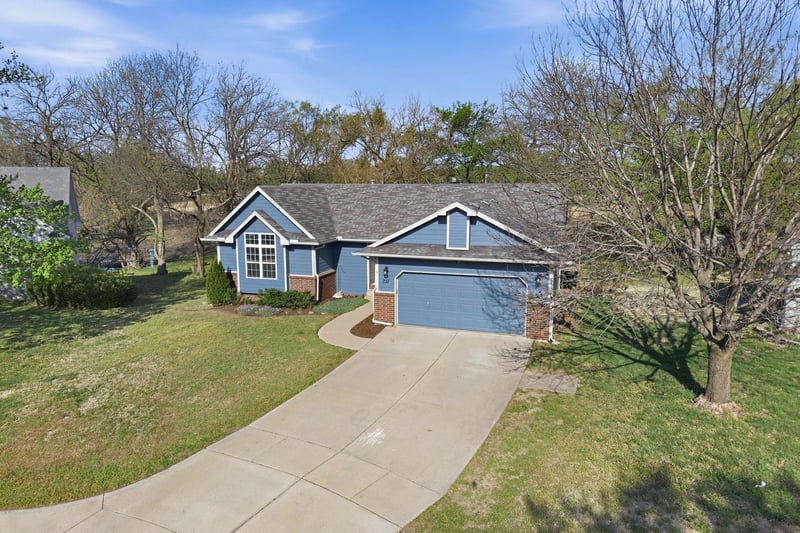 251 N Prairie Creek Ct, Kechi, KS 67067