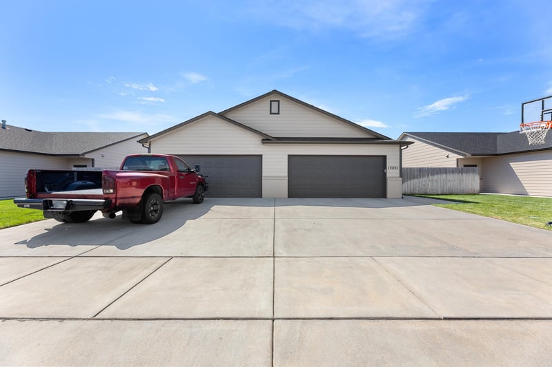 12049 12051 Shadow Lakes St, Maize, KS 67205-5261