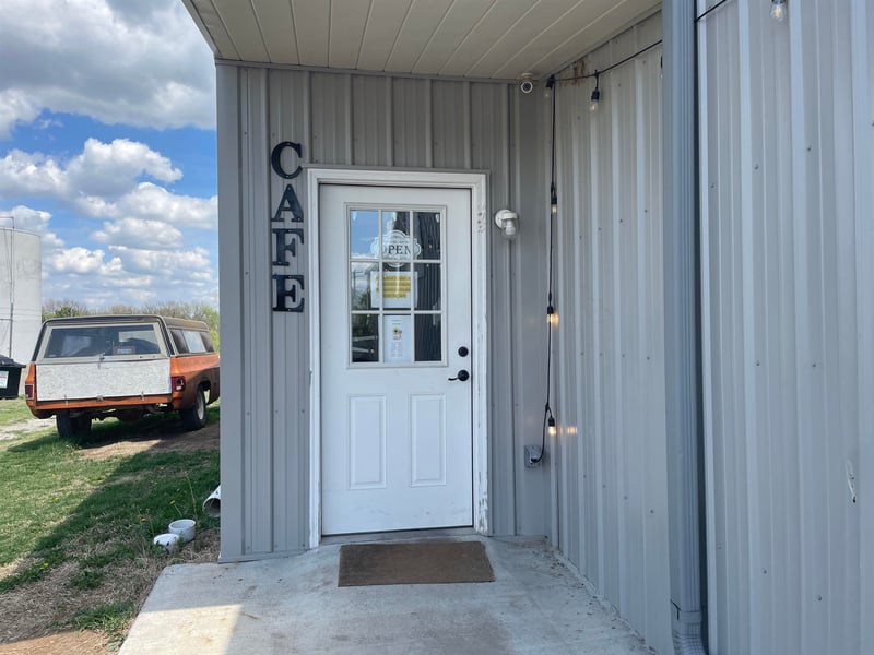 11928 141st Rd, Winfield, KS 67156