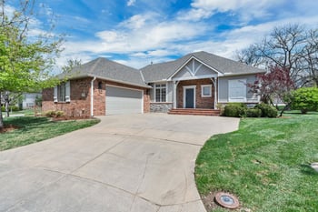 2014 N Paddock Green Ct, Wichita, KS 67206
