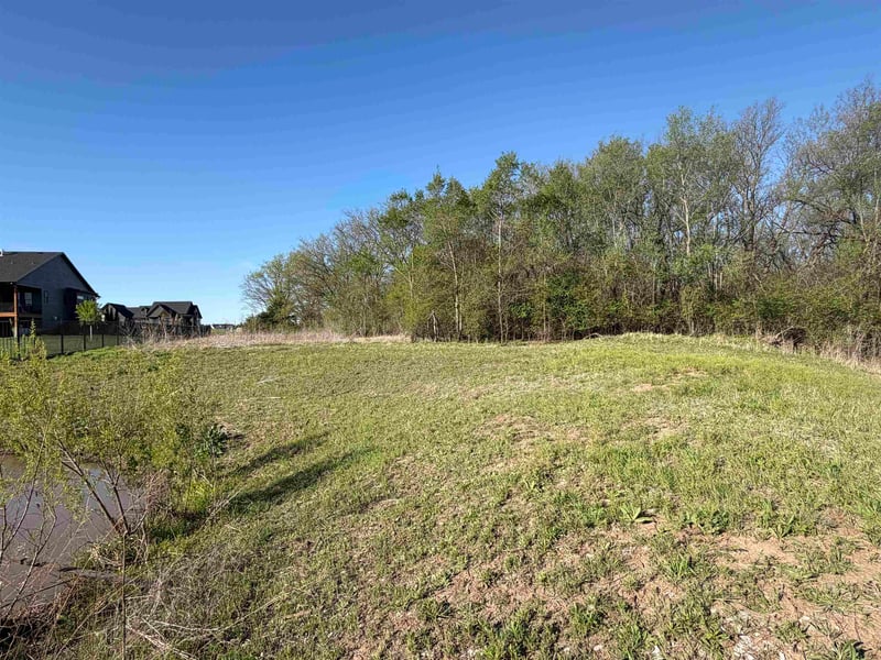 2912 Kay St, Derby, KS 67037