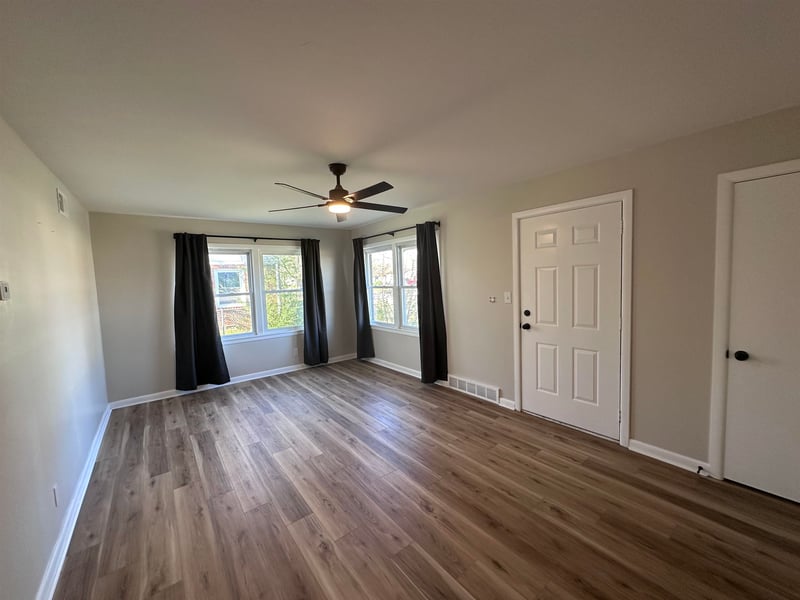 4575 Walnut Ave, Wichita, KS 67217