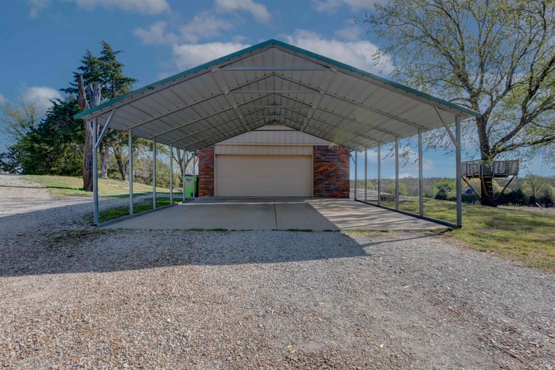 29750 93rd Ln, Arkansas City, KS 67005