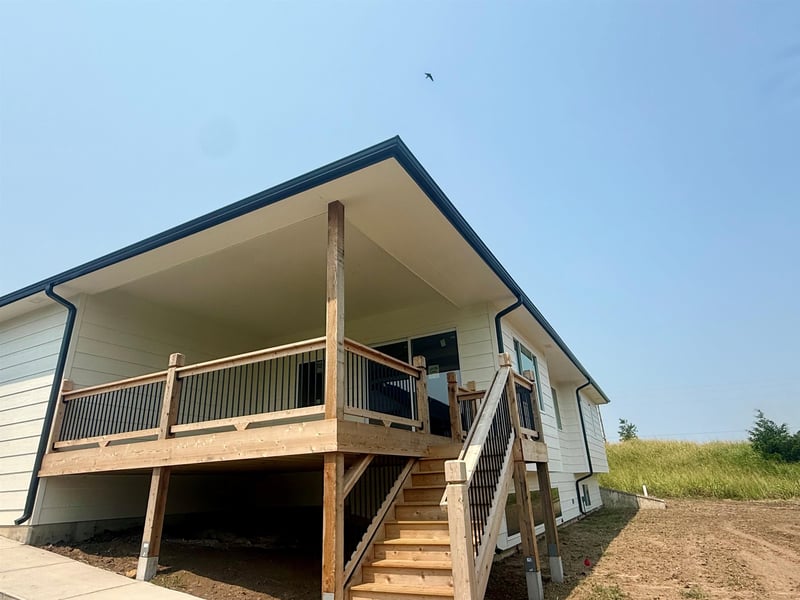 1007 S Brookside St, Goddard, KS 67052