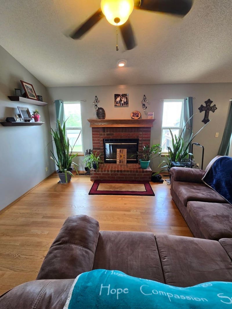 8841 N Hidden Ln, Park City, KS 67147