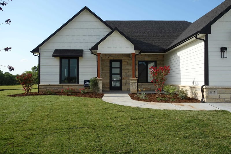 1627 Diamond Cir, Mulvane, KS 67110