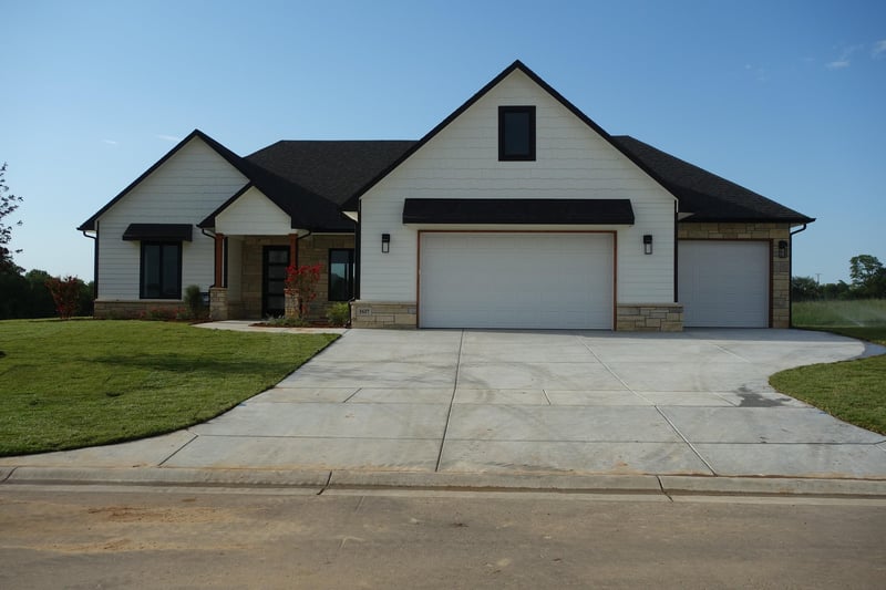 1627 Diamond Cir, Mulvane, KS 67110