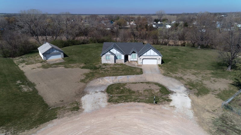 2926 W 59th Cir N, Wichita, KS 67204