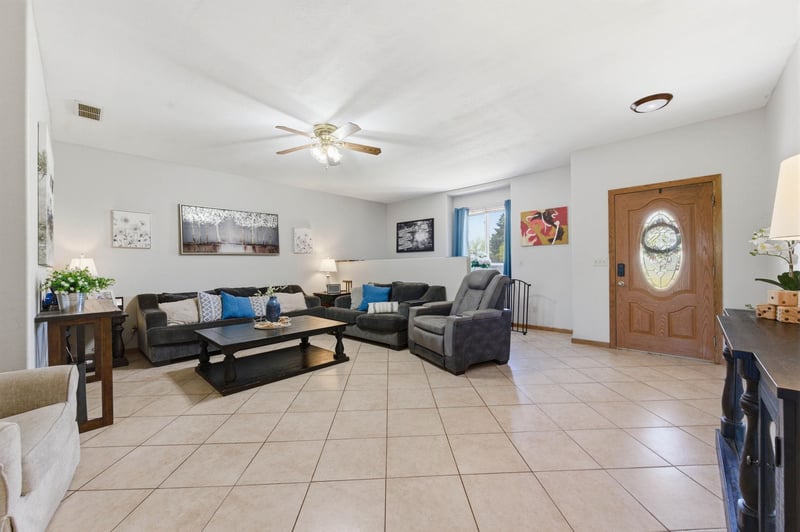 11470 151st St W, Sedgwick, KS 67135