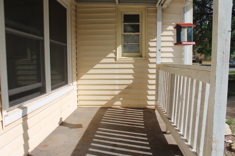 828 Anthony Ave, Anthony, KS 67003