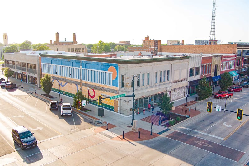 101 Santa Fe Ave, Salina, KS 67401
