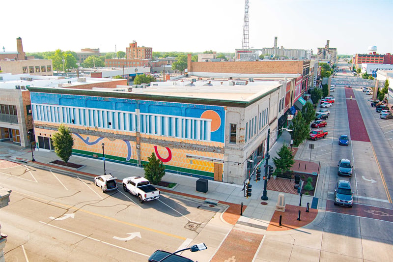 101 Santa Fe Ave, Salina, KS 67401