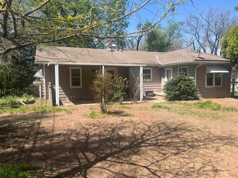 1004 9 , Arkansas City, KS 67005
