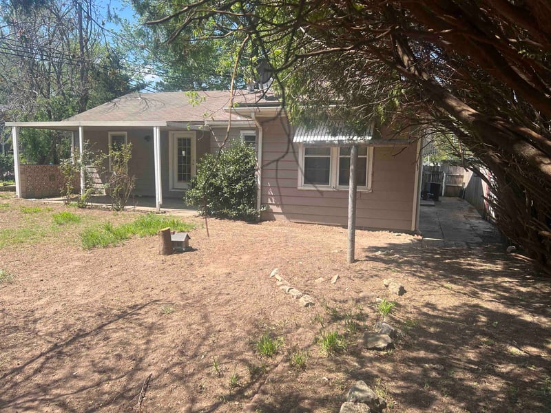 1004 9 , Arkansas City, KS 67005