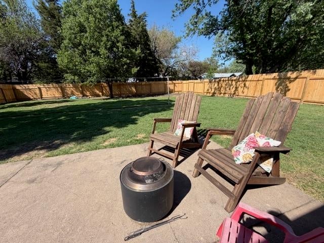 112 Willow Ln, Hesston, KS 67062