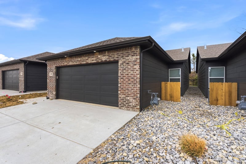 4942 Vassar Ave, Wichita, KS 67220