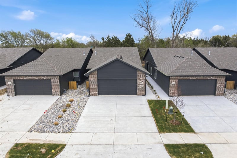 4940 Vassar Ave, Wichita, KS 67220