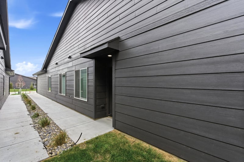 4940 Vassar Ave, Wichita, KS 67220