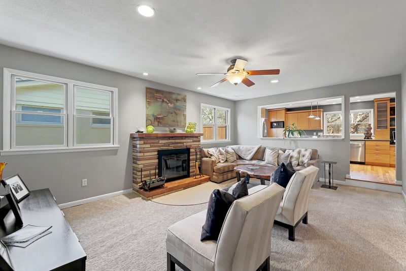 6512 E Murdock Ave, Wichita, KS 67206