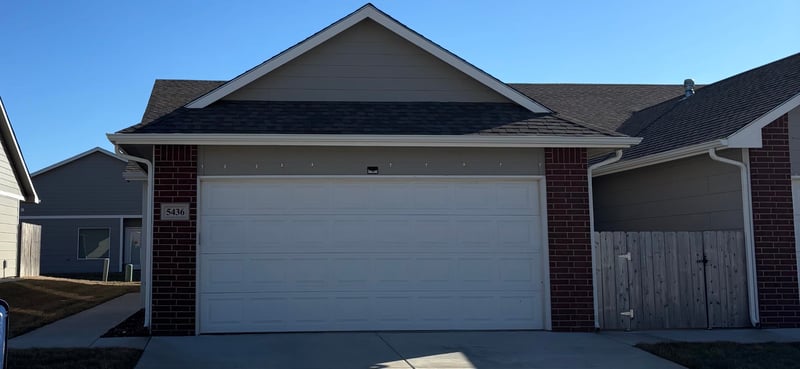 5436 Colburn Ct, Bel Aire, KS 67220