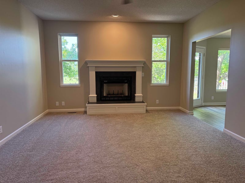 4896 E Ashton, Bel Aire, KS 67220