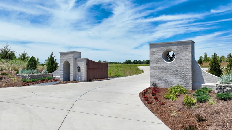 12643 E Canongate Cir, Wichita, KS 67206