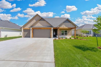 742 N Rainbow Lake Ct, Wichita, KS 67235