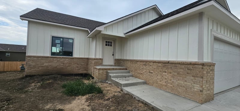 5067 Toben Ct, Bel Aire, KS 67226